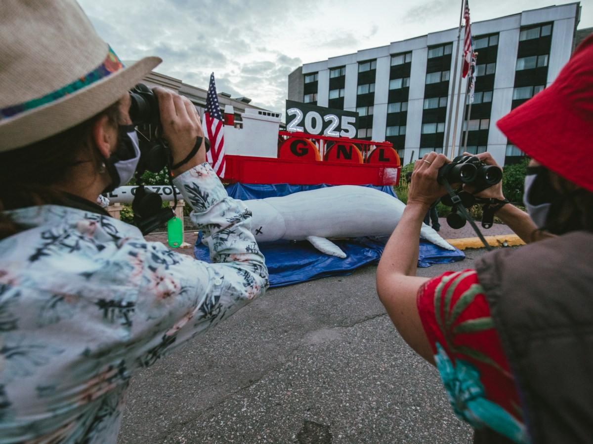 «Venez voir les méthaniers»: Action de sensibilisation pour dénoncer les impacts négatifs qu&rsquo;aurait&nbsp;GNL/Gazoduq